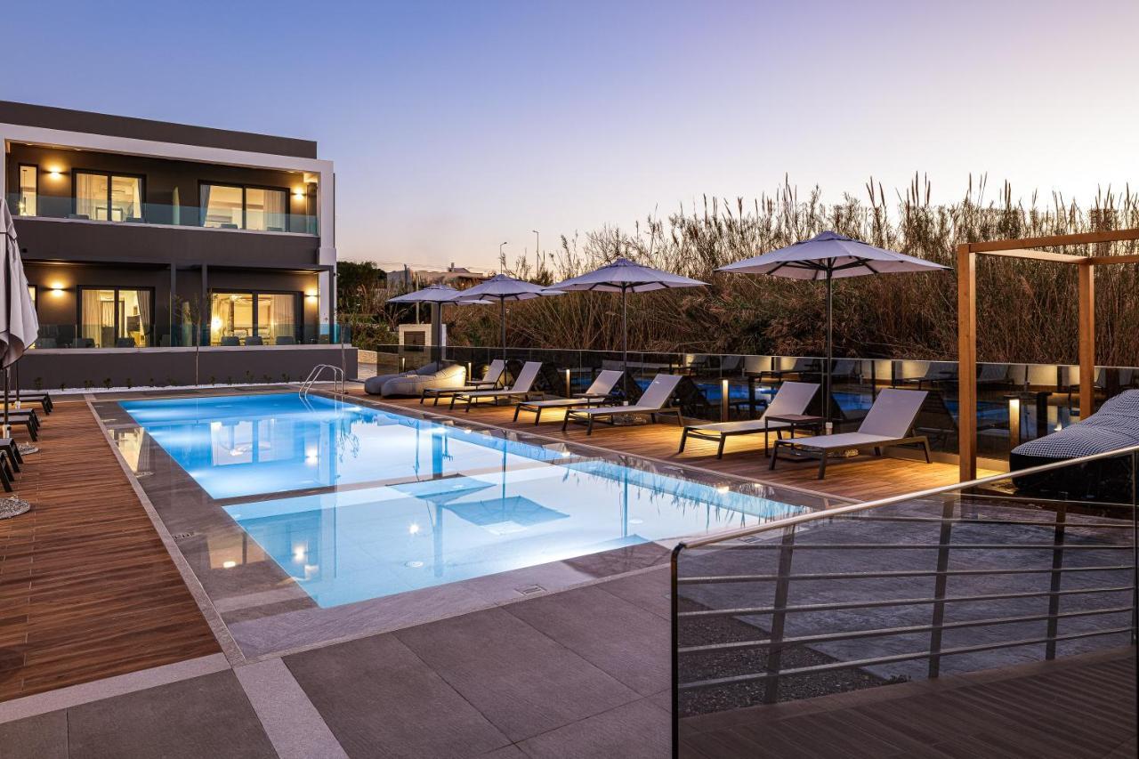 Eleven Boutique Suites Stavromenos Extérieur photo
