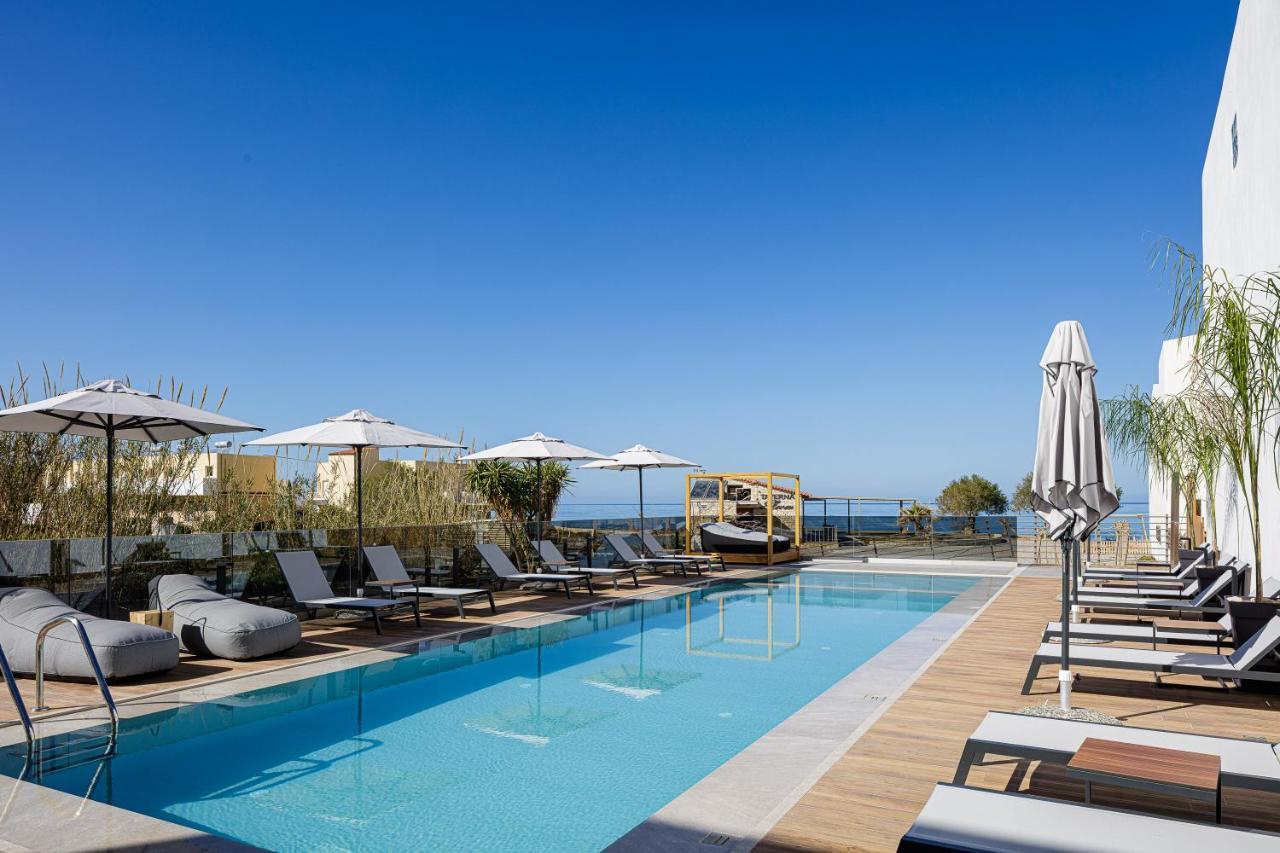 Eleven Boutique Suites Stavromenos Extérieur photo