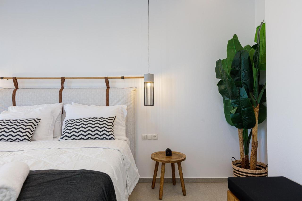 Eleven Boutique Suites Stavromenos Extérieur photo
