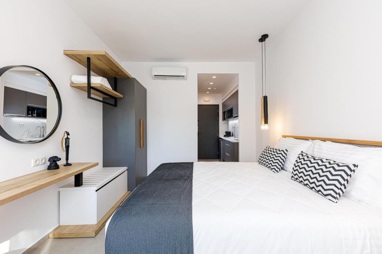 Eleven Boutique Suites Stavromenos Extérieur photo
