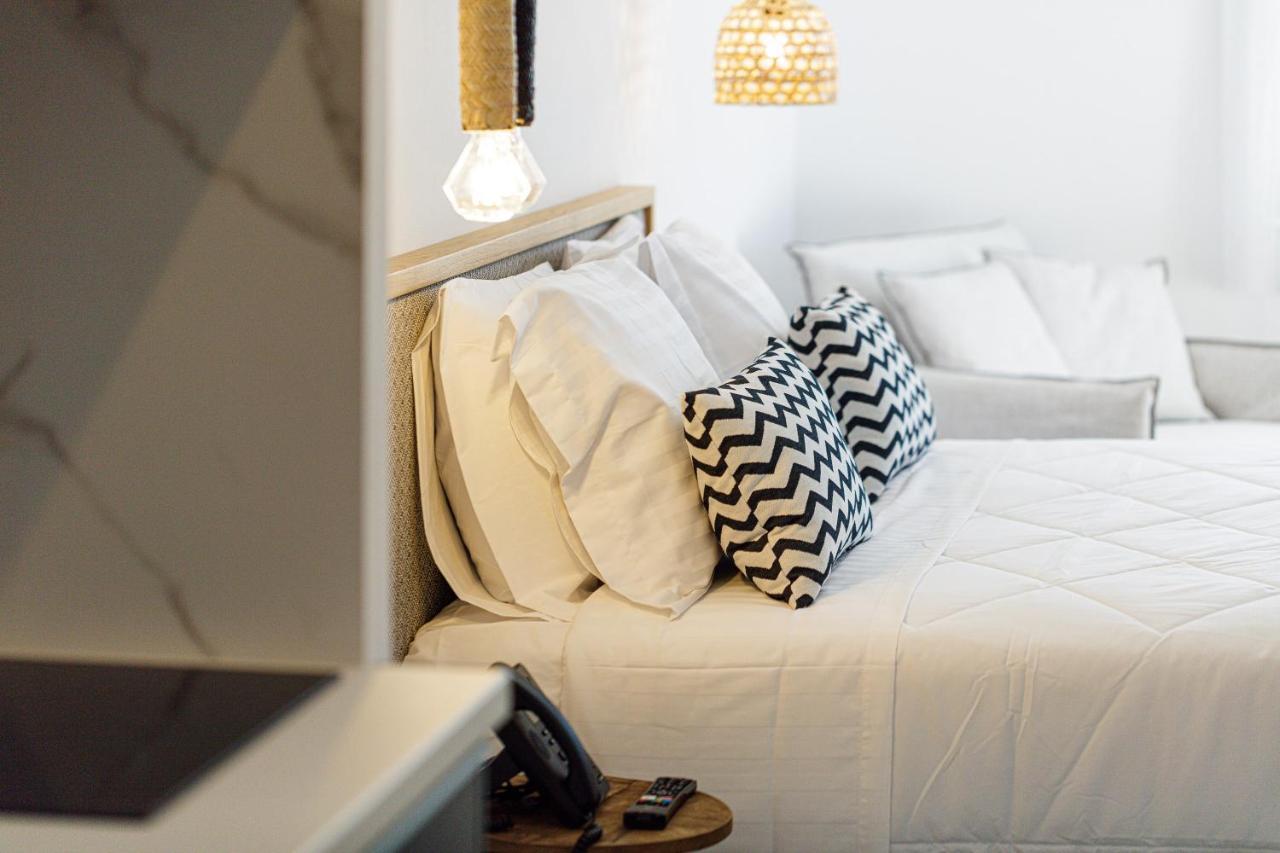 Eleven Boutique Suites Stavromenos Extérieur photo