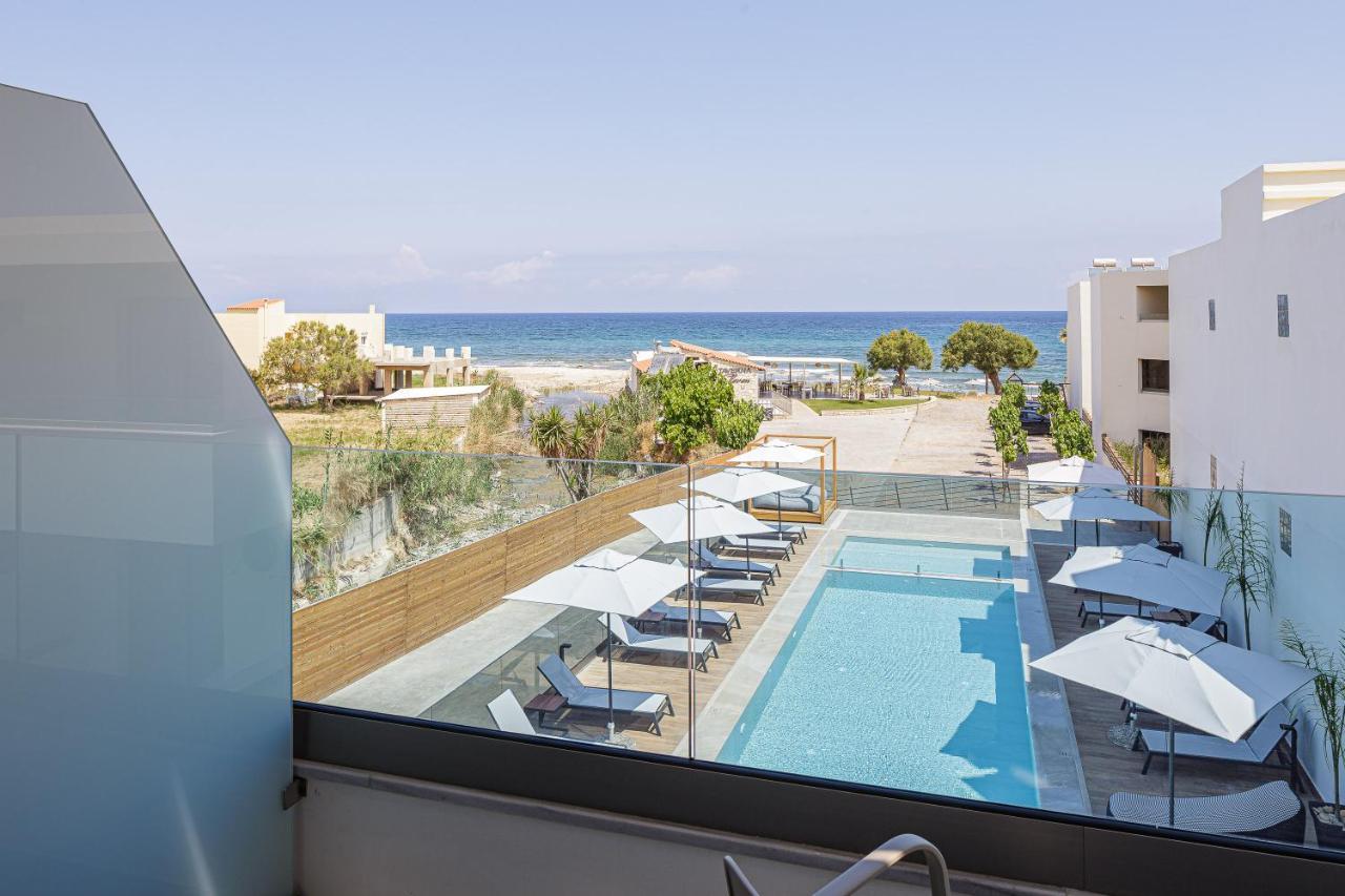 Eleven Boutique Suites Stavromenos Extérieur photo
